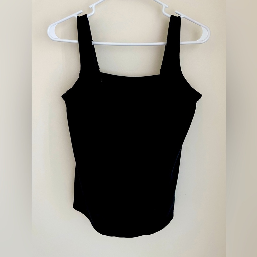 TRAVELSMITH Black Coolmax Cami w built-in 36C Underwire Bra adjustable straps